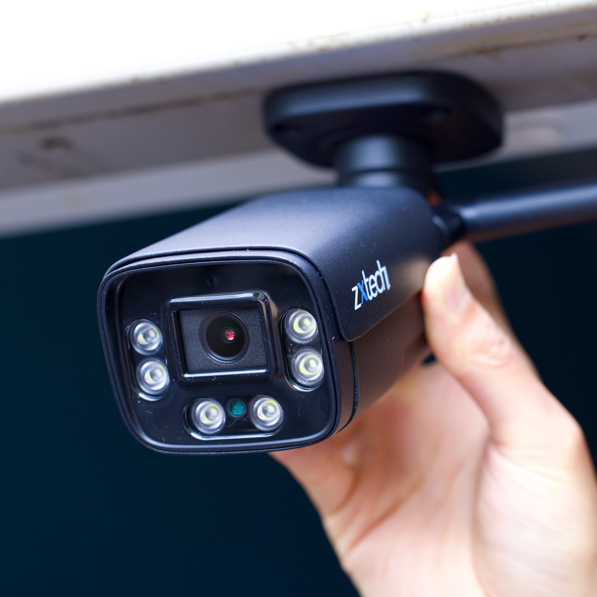 Zxtech 5MP/8MP/4K Wireless CCTV System - 1x WiFi Security Camera Outdoor 2-Way-Audio Night Vision 9CH Sony Starvis | WF1D9Y